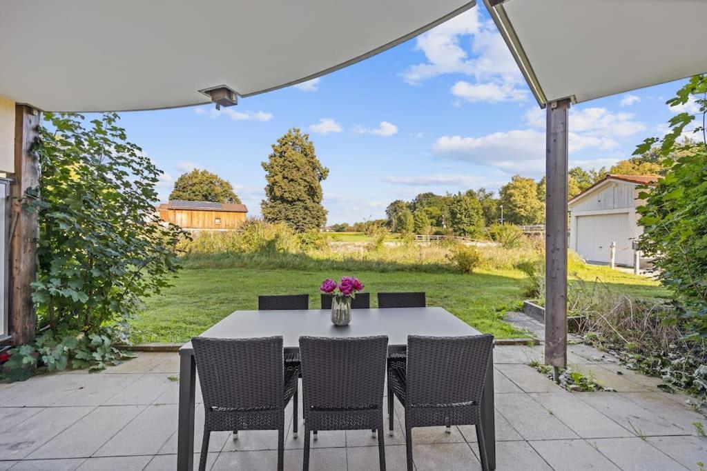 3 Zimmer Eg Wohnung Direkt Am Kurpark Bad Aibling Luaran gambar